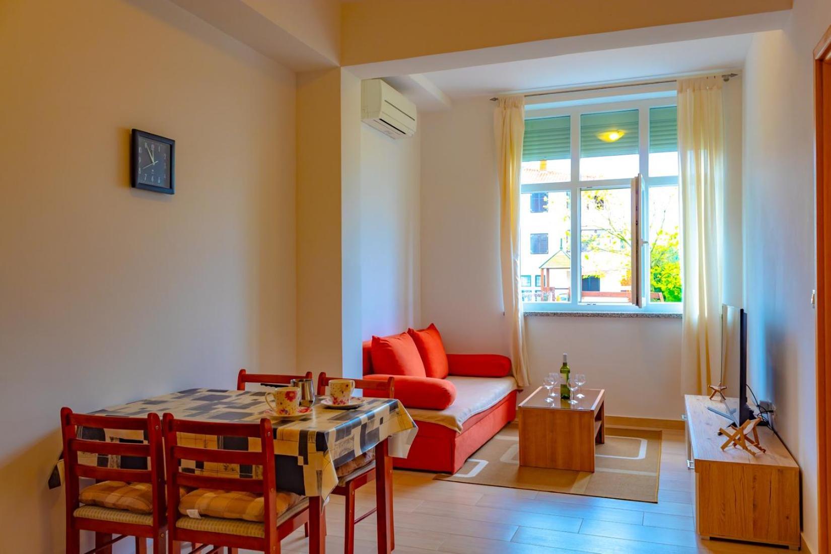 Apartment Botic Porec Bagian luar foto