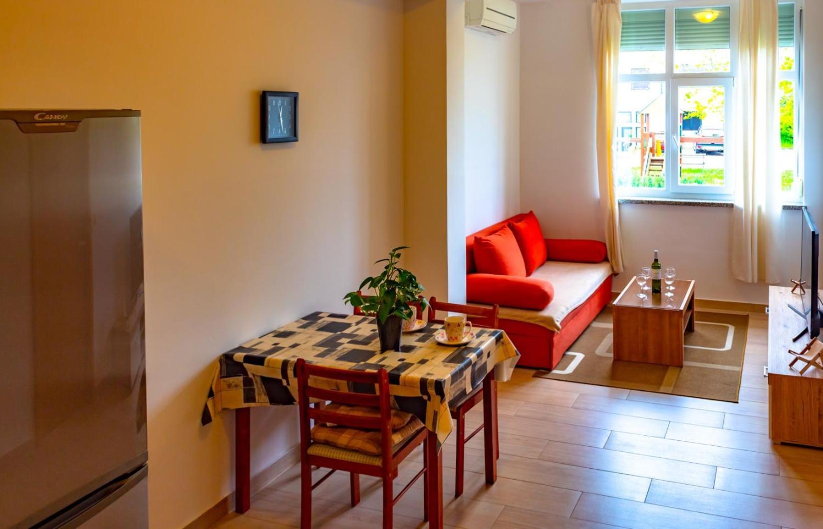 Apartment Botic Porec Bagian luar foto