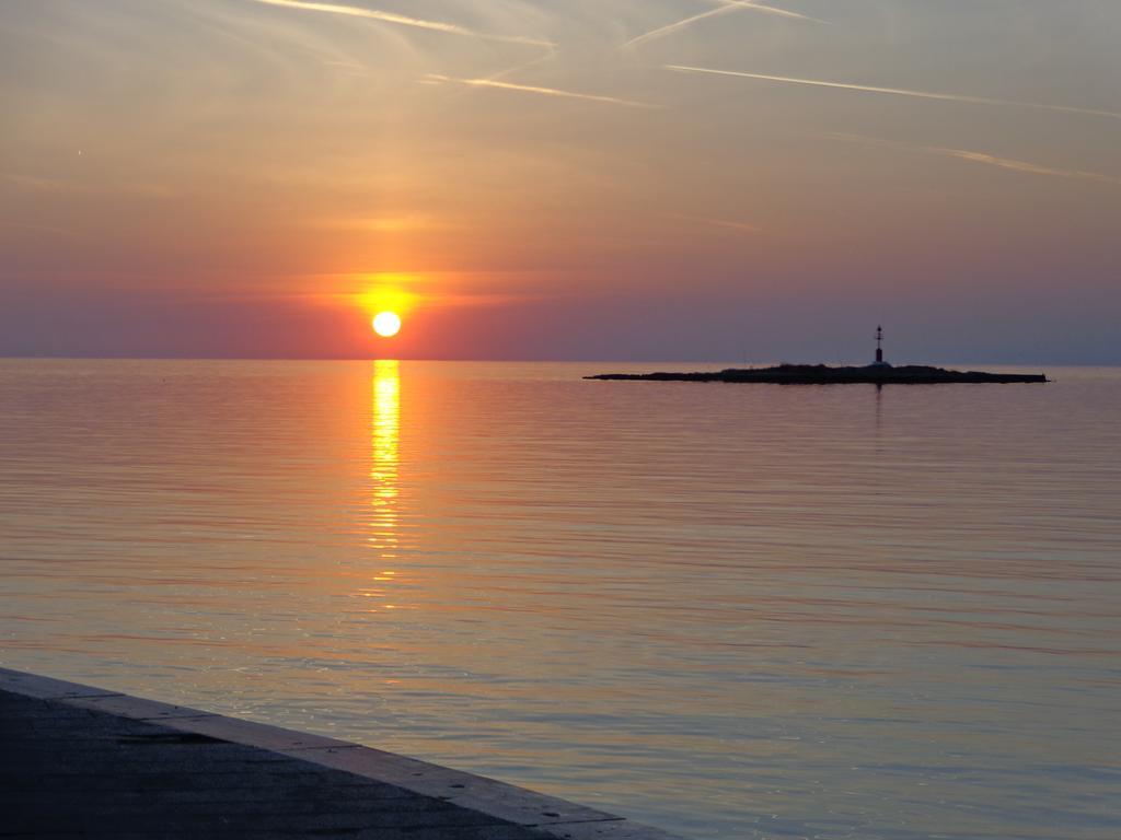 Apartment Botic Porec Bagian luar foto