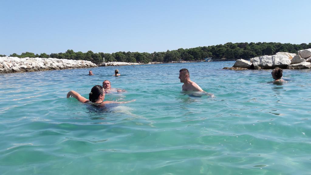 Apartment Botic Porec Bagian luar foto