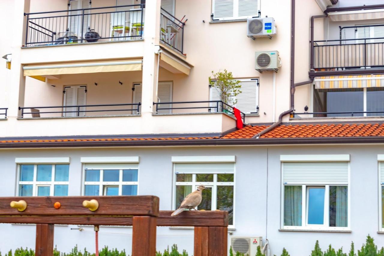 Apartment Botic Porec Bagian luar foto